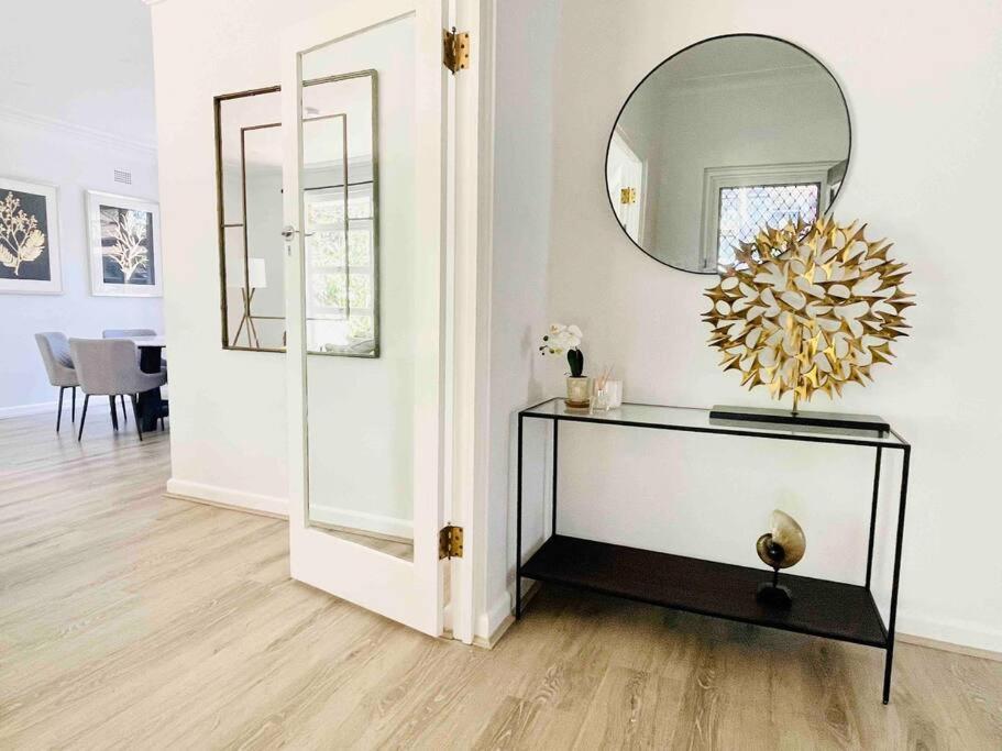 Holiday home Renovated Charming & Cozy House *